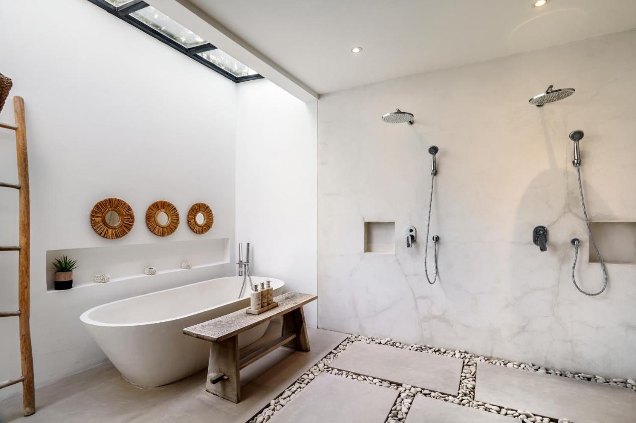 Villa Nabi By Alfred In Bali Seminyak Dış mekan fotoğraf
